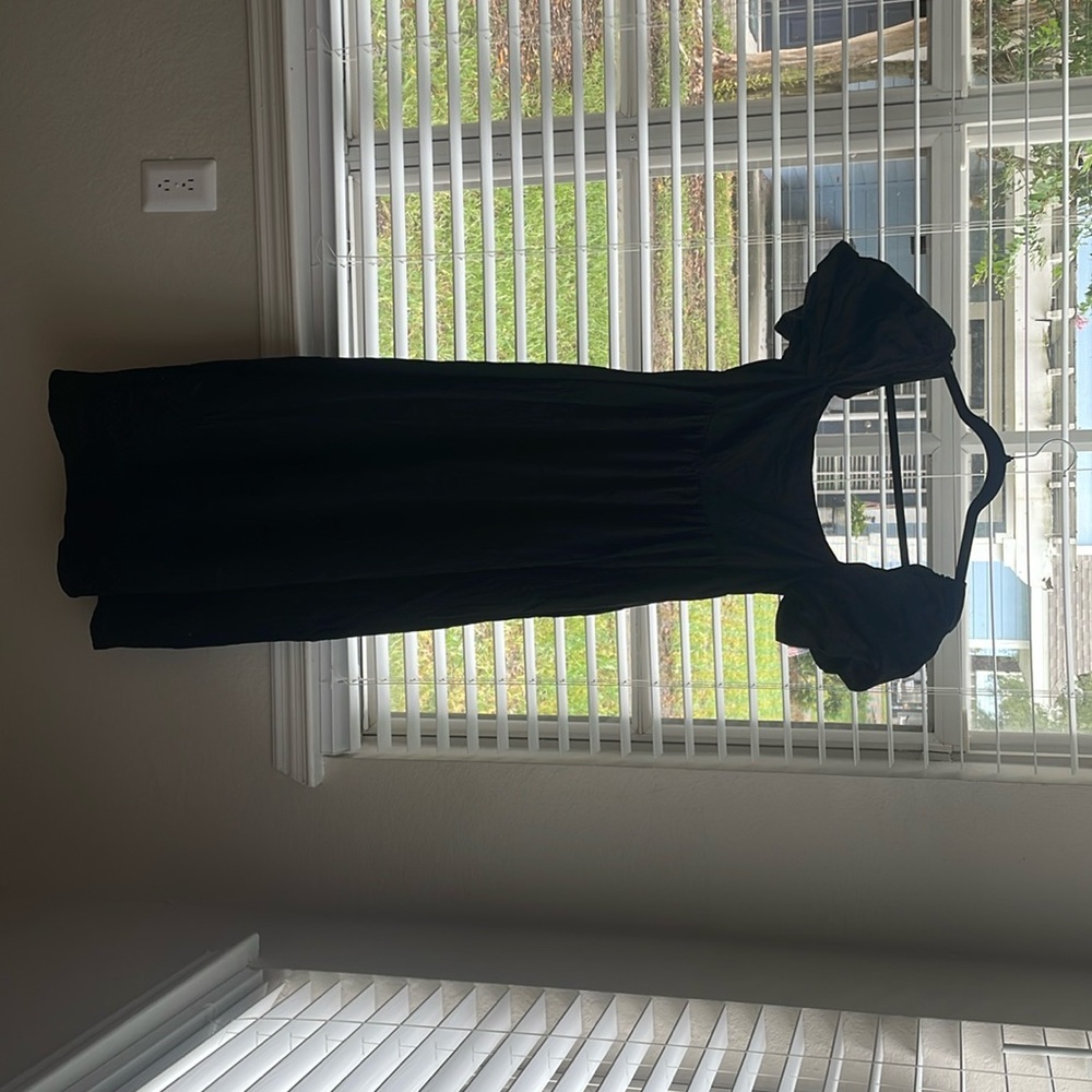 Forever 21 Black Ruffled Off-Shoulder Maxi Dress